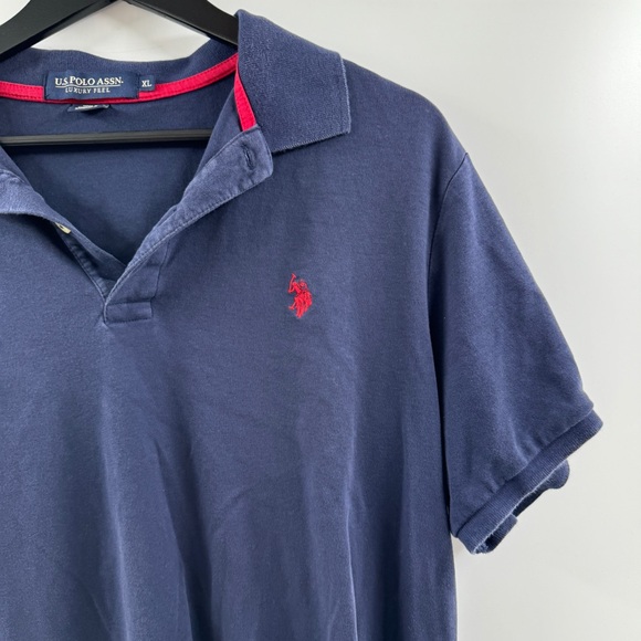 U.S. Polo Assn. Navy Blue Polo Shirt Red Detailing Men’s Size XL - Picture 2 of 4